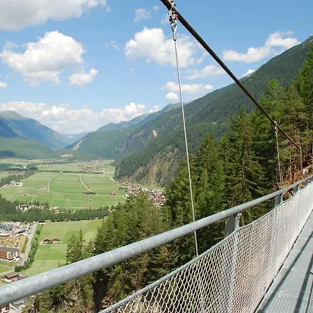 Privatunterkunft Haus Wiesenblick Längenfeld