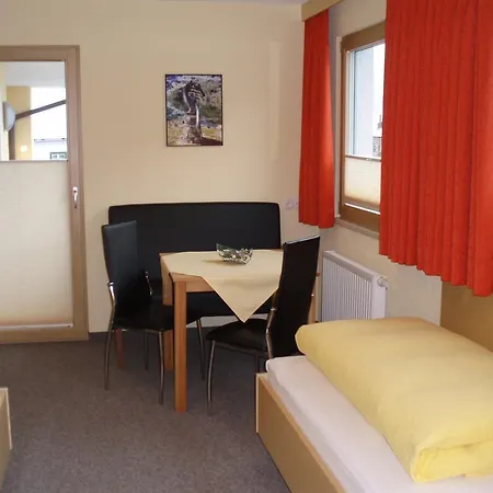 Privatunterkunft Haus Wiesenblick *