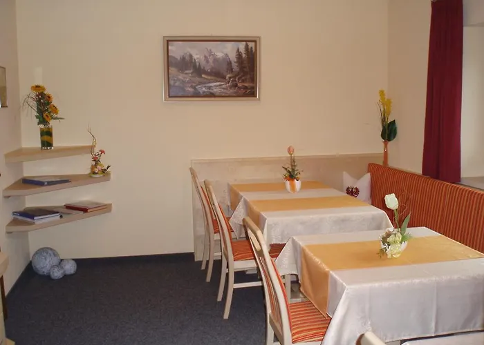 Haus Wiesenblick Alloggio in famiglia Längenfeld