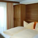 Haus Wiesenblick * Längenfeld